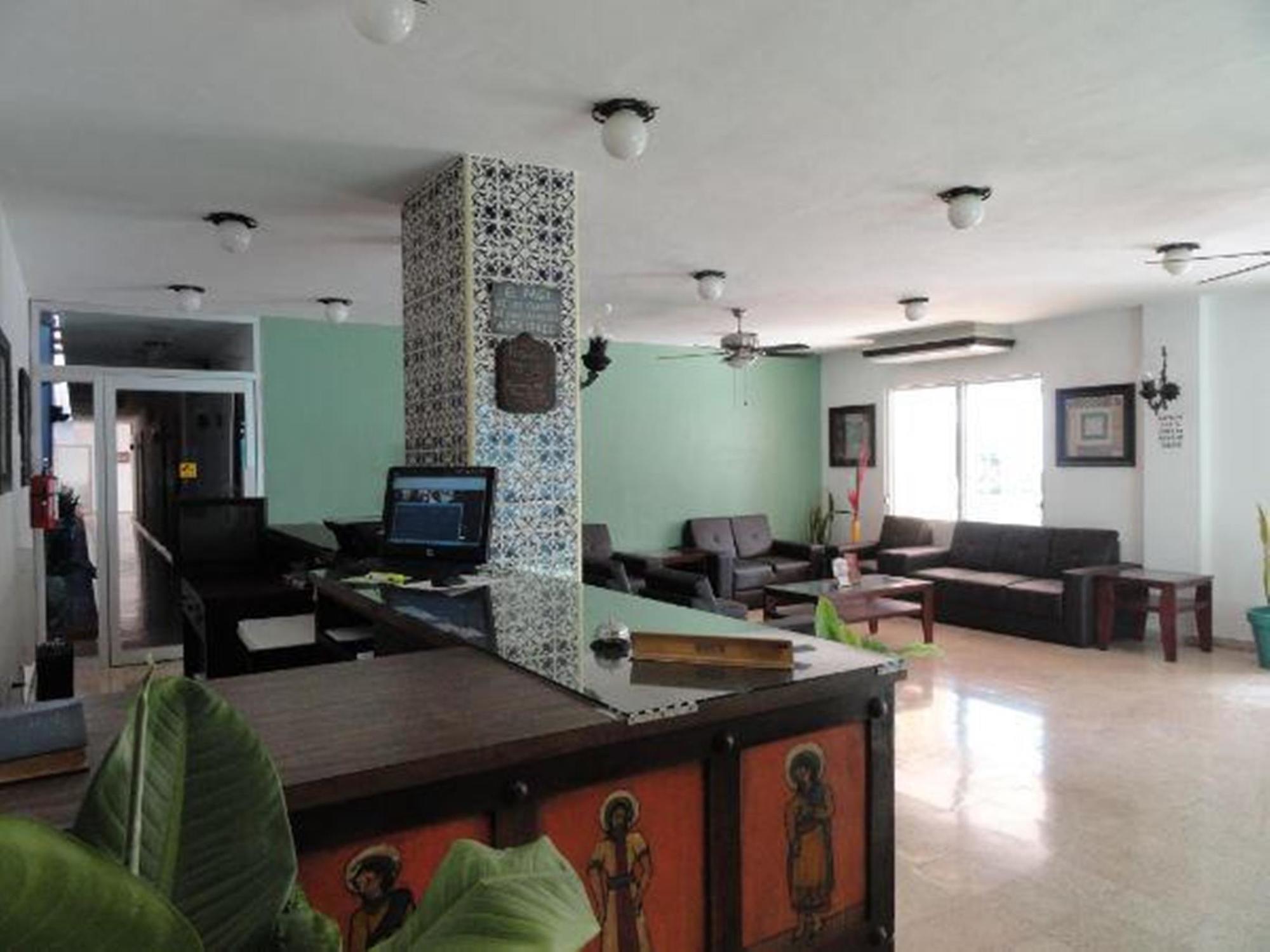 Hotel Las Dalias Inn Mérida Exterior foto