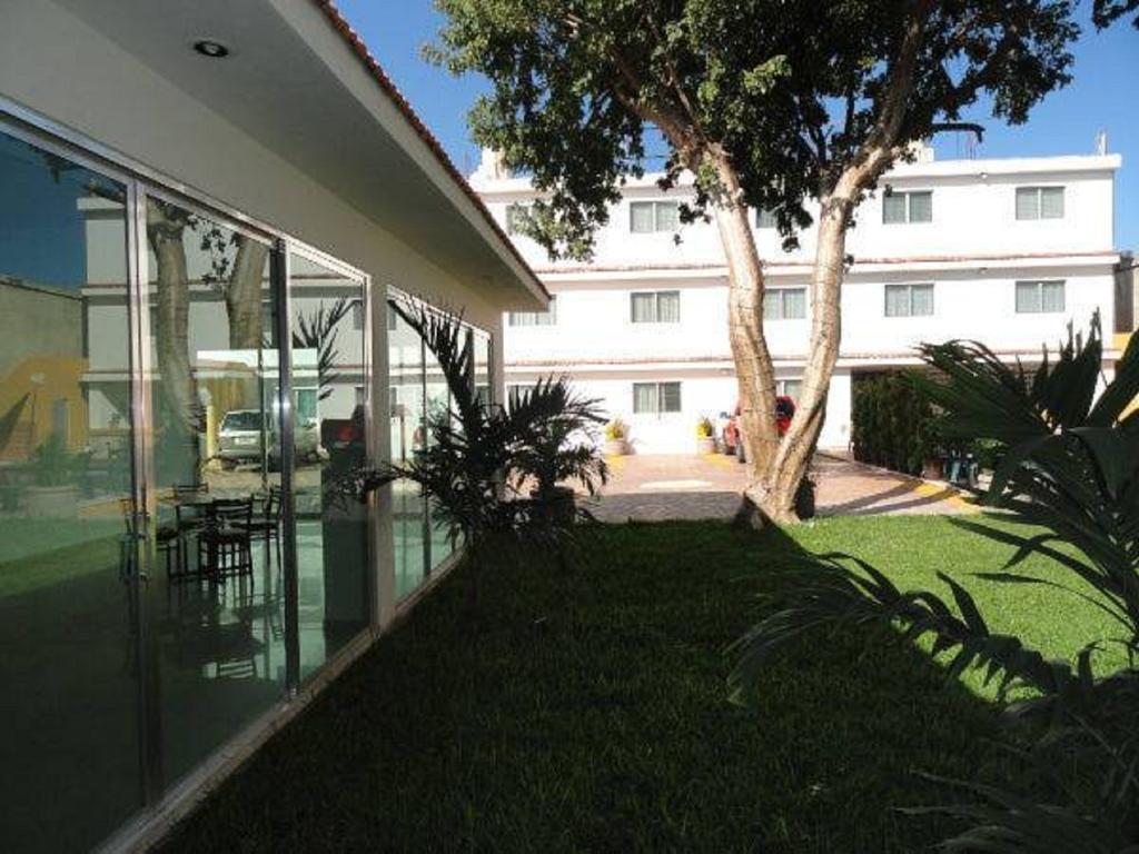 Hotel Las Dalias Inn Mérida Exterior foto