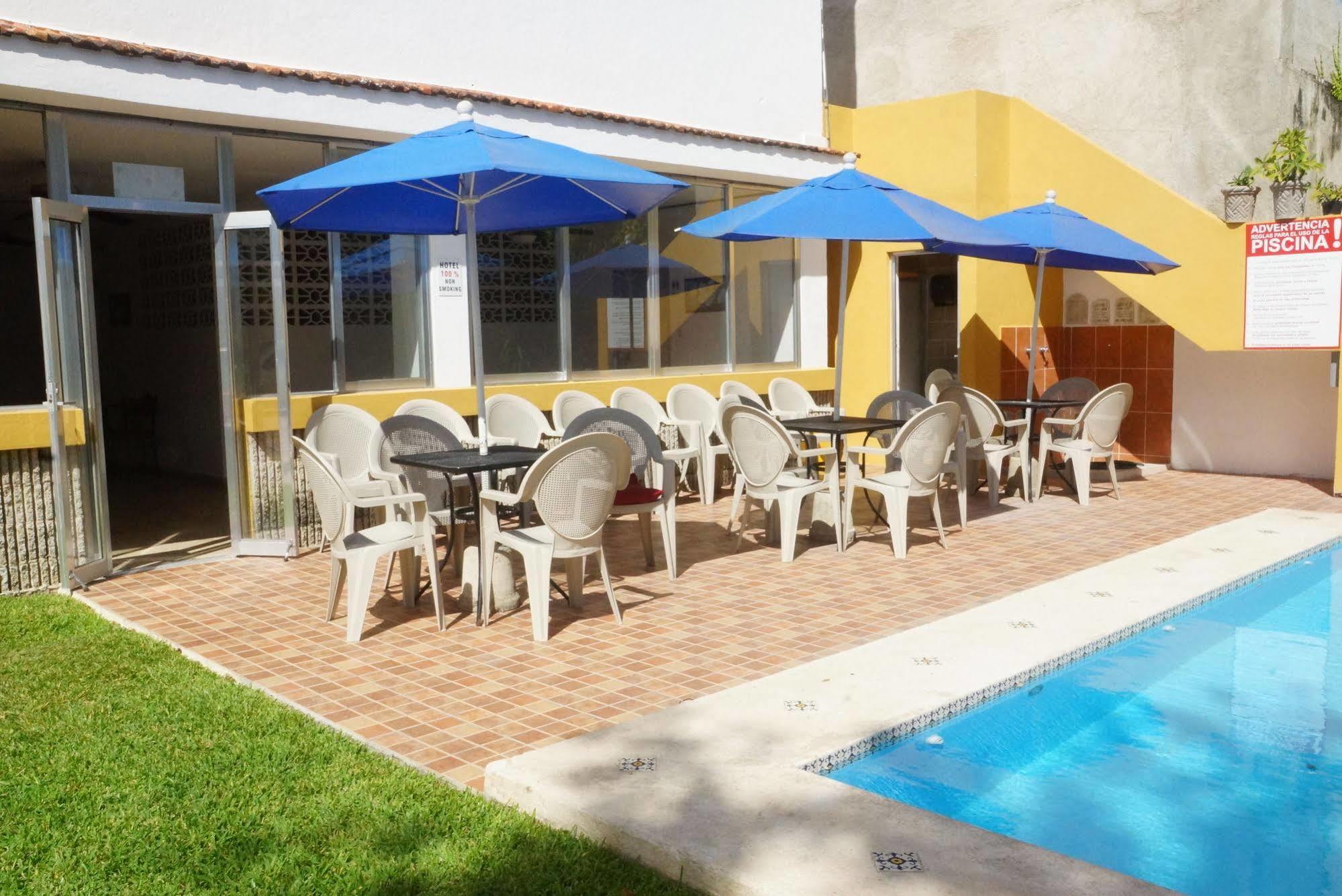 Hotel Las Dalias Inn Mérida Exterior foto