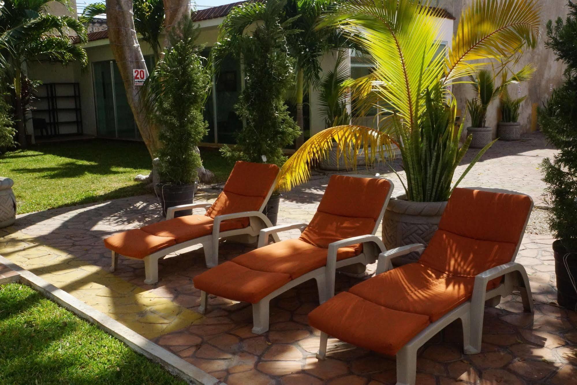 Hotel Las Dalias Inn Mérida Exterior foto